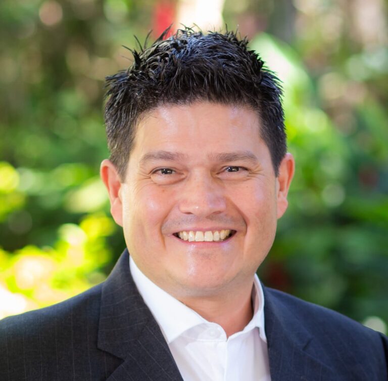 Manuel Turcios, Mint Studies client — El Salvador